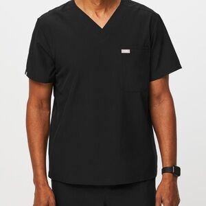 Figs Leon FreeZ three pocket scrub top